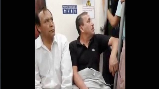 Beso de pareja gay incomoda a usuarios del Metro de Monterrey